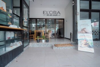el ora inn and eatery labuan bajo redpartner