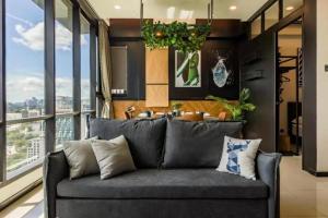 eucation home opus residence