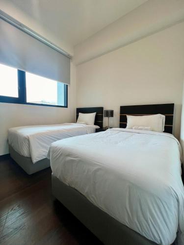 eucation home opus residence