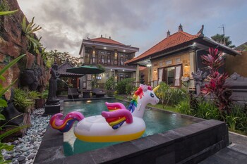 win house ubud by supala
