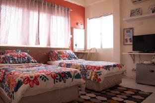 aurora court service apartment