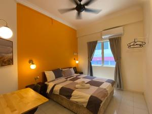 aurora court service apartment