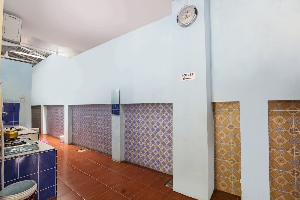 spot on 90744 kost alika