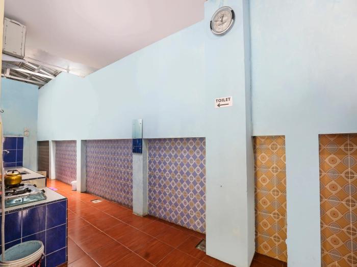 spot on 90744 kost alika