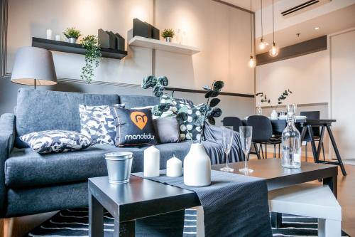 manatidur the hub ss2