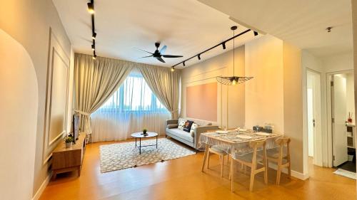 manatidur the hub ss2