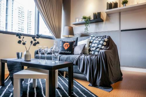 manatidur the hub ss2