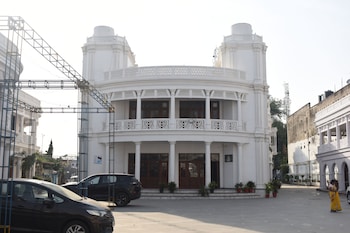 shakuntala palace heritage hotel