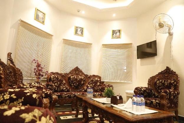 shakuntala palace heritage hotel
