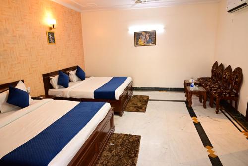 shakuntala palace heritage hotel