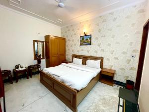 shakuntala palace heritage hotel