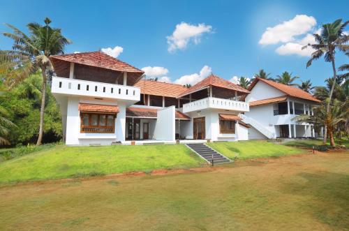 paraikal beach resort