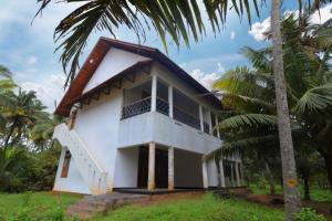 paraikal beach resort