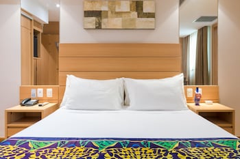 arena copacabana hotel