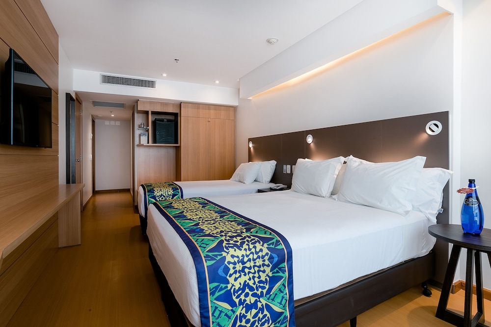 arena copacabana hotel