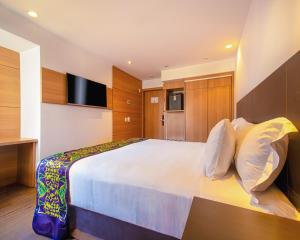 arena copacabana hotel