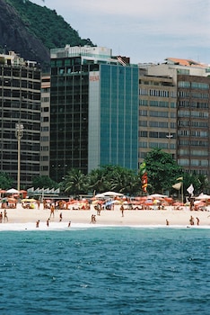 arena copacabana hotel