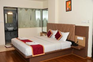 sai vihaar inn and suites