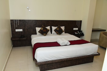 sai vihaar inn and suites