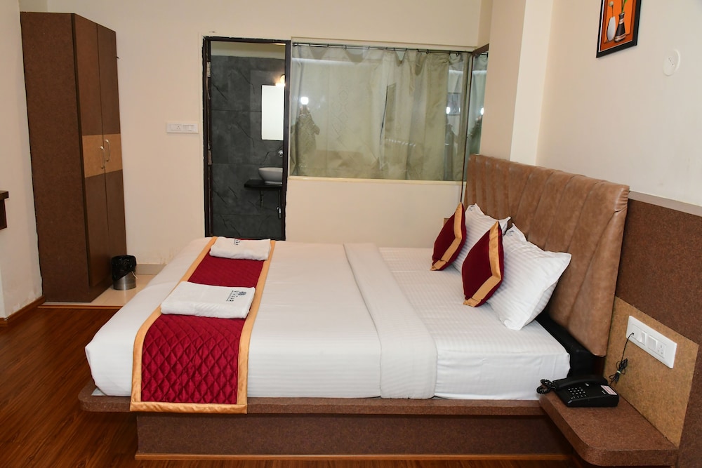 sai vihaar inn and suites
