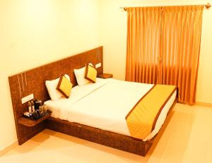 sai vihaar inn and suites