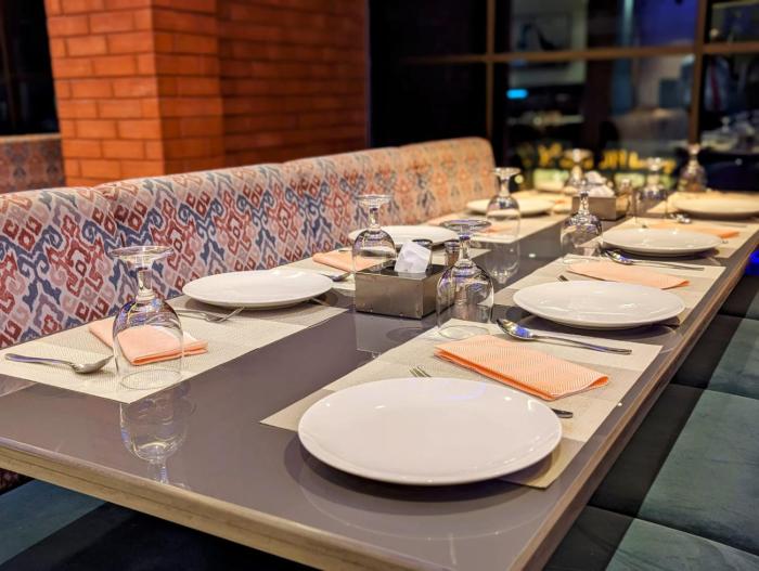 hotel red chillee restro