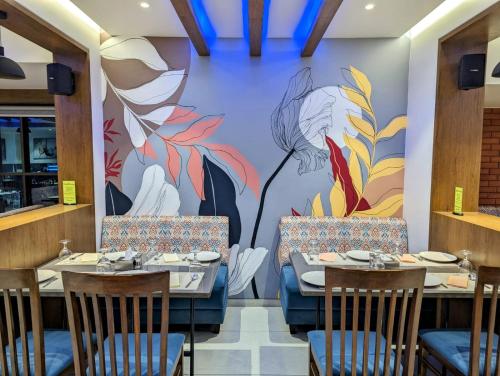 hotel red chillee restro