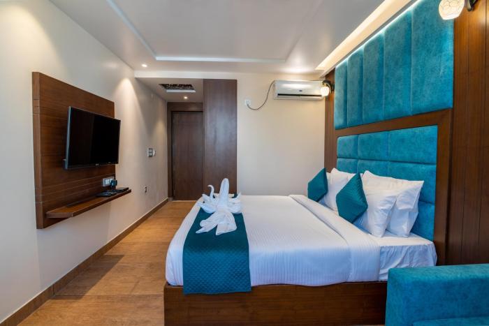 hotel vivaan regency