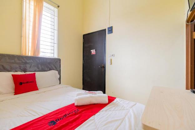 reddoorz syariah near opi mall palembang 2