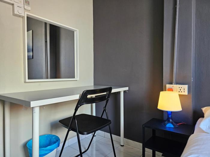 room at lebuh armenian georgetown city center