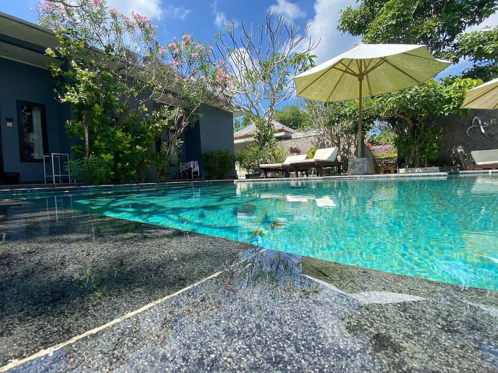 sriyana uluwatu