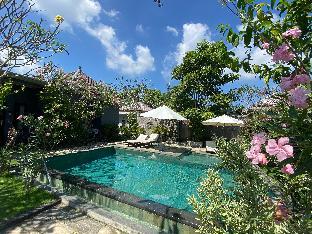 sriyana uluwatu