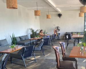 sriyana uluwatu