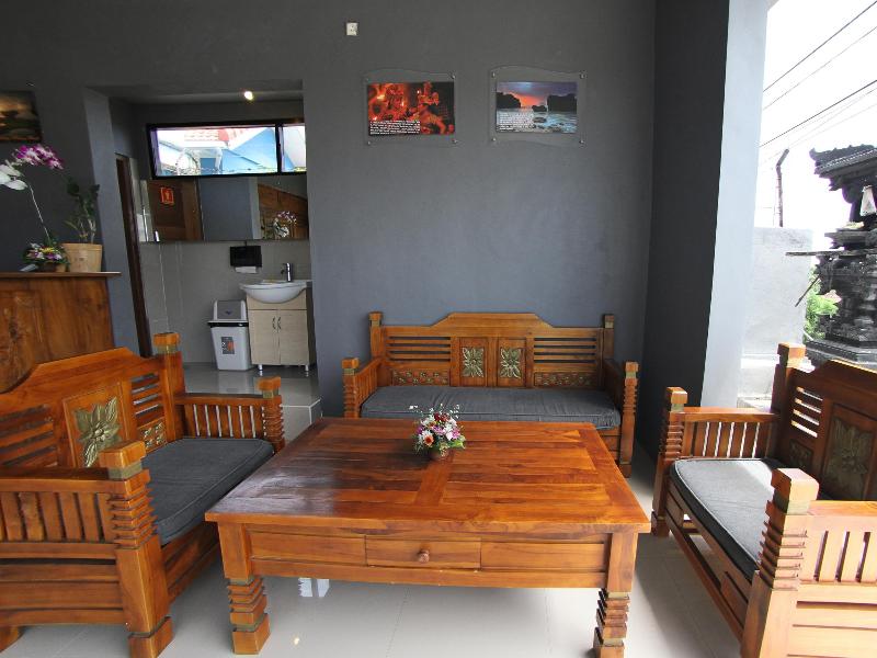 sriyana uluwatu