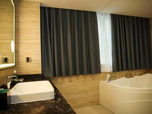 magnotel classic yangzhou wanda plaza shunda road