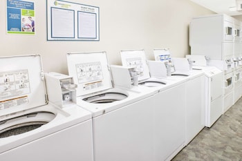 woodspring suites holland grand rapids