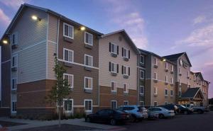 woodspring suites holland grand rapids