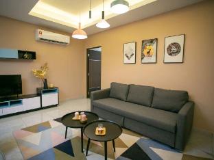 paradise suite at kk times square beside imago