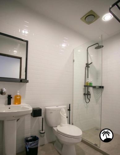 paradise suite at kk times square beside imago