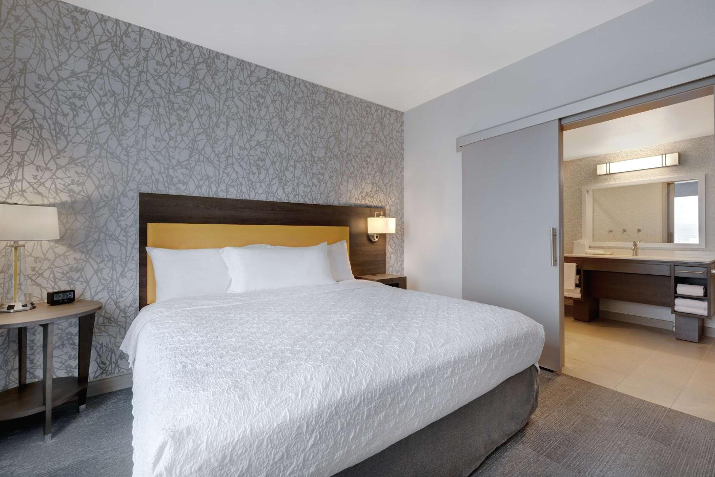 home2 suites by hilton las vegas southwest i 215 curve