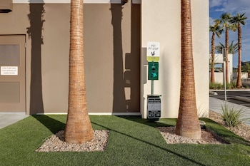 home2 suites by hilton las vegas southwest i 215 curve