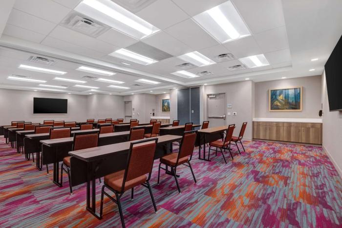 home2 suites by hilton las vegas southwest i 215 curve