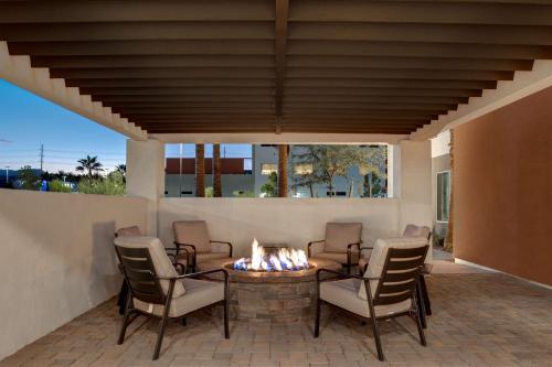 home2 suites by hilton las vegas southwest i 215 curve