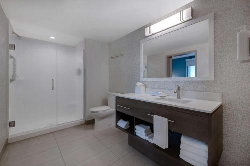 home2 suites by hilton las vegas southwest i 215 curve