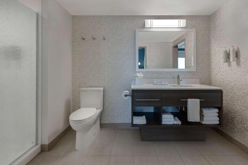 home2 suites by hilton las vegas southwest i 215 curve