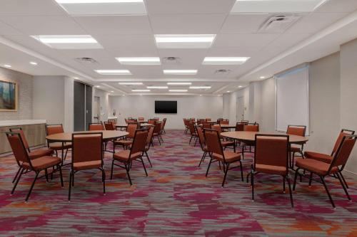 home2 suites by hilton las vegas southwest i 215 curve