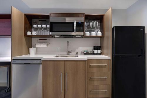 home2 suites by hilton las vegas southwest i 215 curve