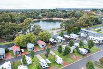 Nrma Ballarat Holiday Park,Golden Point (Ballarat)>>Ballarat,5 star