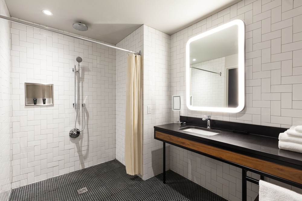 hyatt centric ville marie montreal