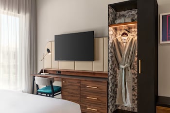 hyatt centric ville marie montreal